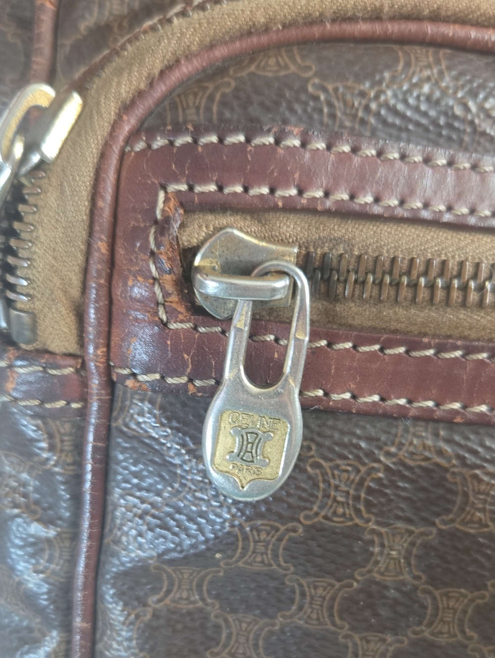 Celine Brown Monogram Crossbody Messenger Bag Euc Like New - Picture 8 of 15
